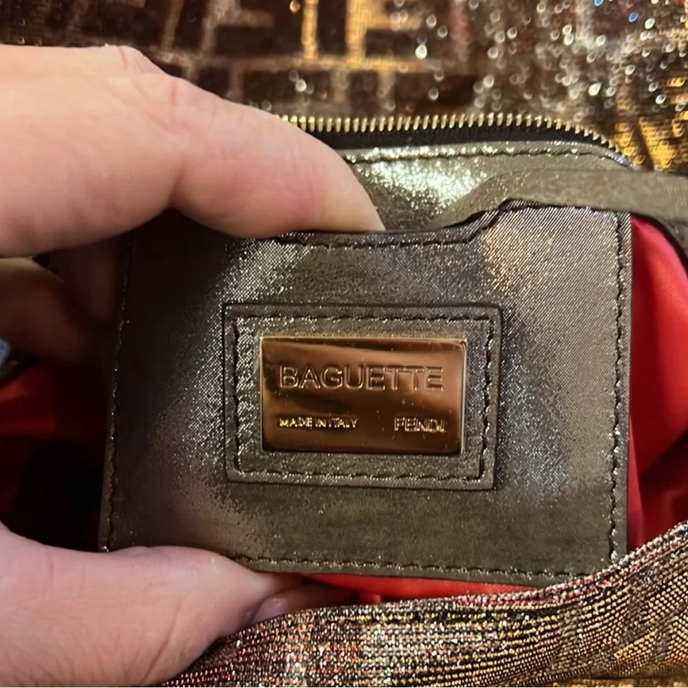 Fendi Metallic Lurex Shimmer Baguette Anniversary Edition - Picture 4 of 8
